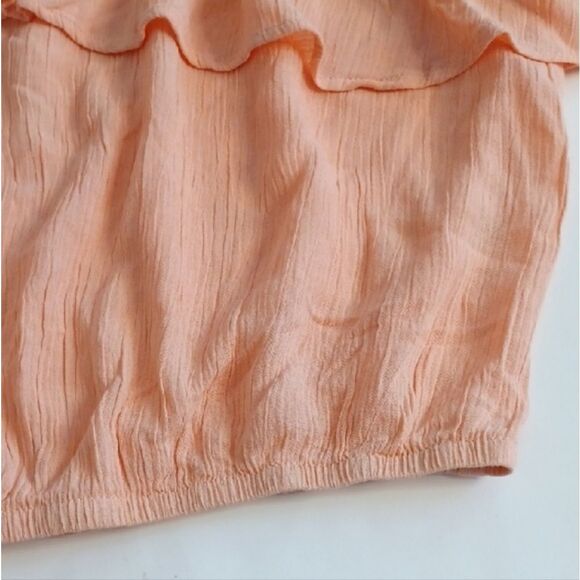 Hippe Rose  Ruffled Off-Shoulder Top - Picture 7 of 10